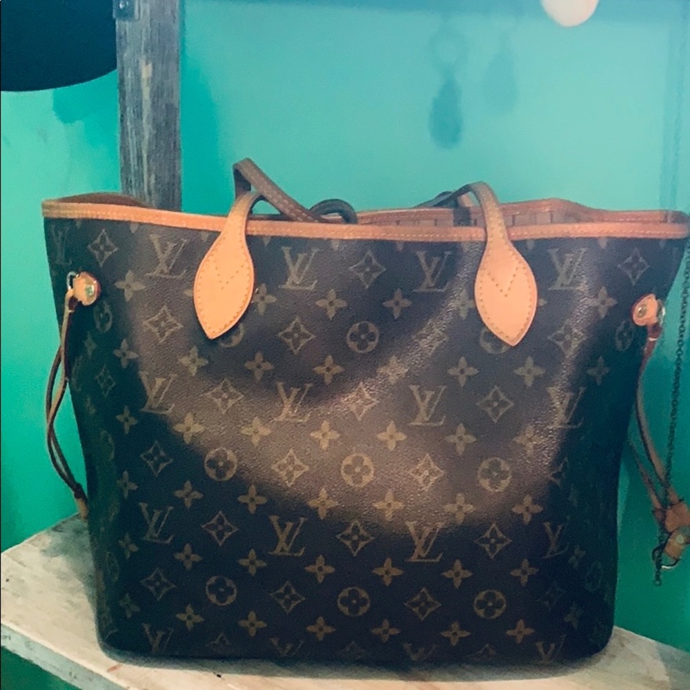 Louis Vuitton Neverfull MM SP4017